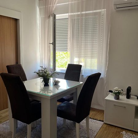 Apartman Reyan ไยเซ ภายนอก รูปภาพ