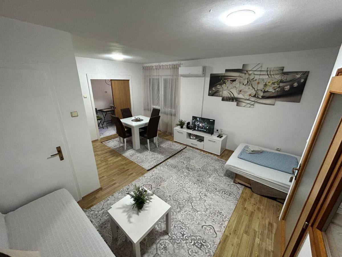 Apartman Reyan ไยเซ ภายนอก รูปภาพ