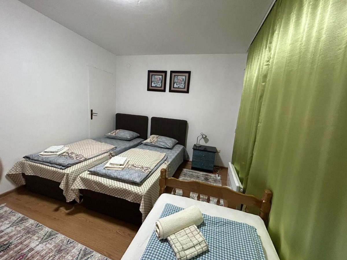 Apartman Reyan Apartment ไยเซ ภายนอก รูปภาพ