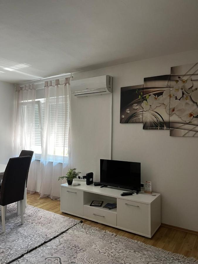 Apartman Reyan ไยเซ ภายนอก รูปภาพ