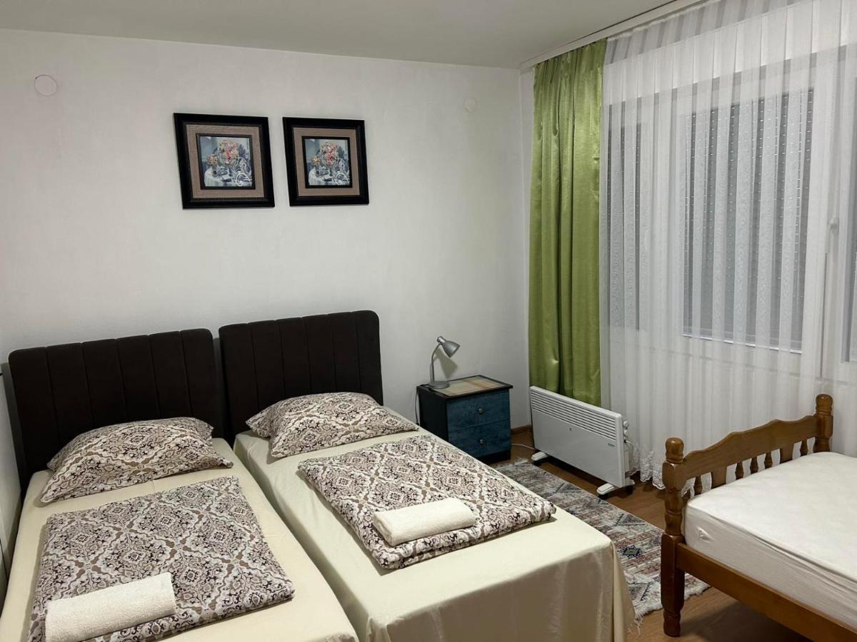 Apartman Reyan ไยเซ ภายนอก รูปภาพ