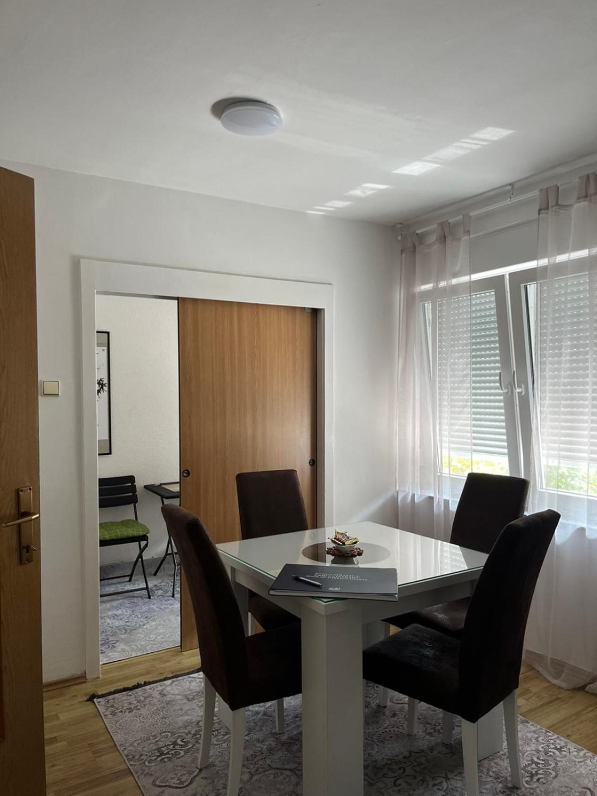 Apartman Reyan Apartment ไยเซ ภายนอก รูปภาพ